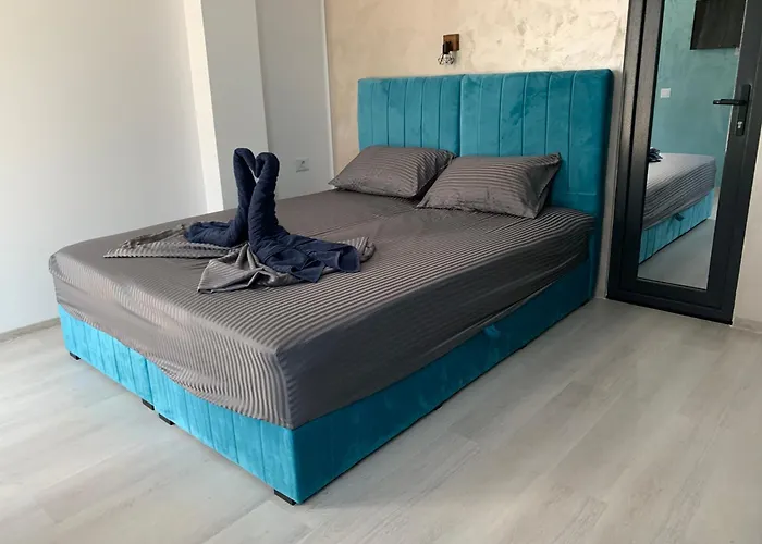 Neversea House Pensiune *